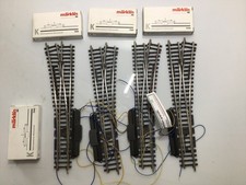 Nr. 376 Märklin K.-Gleis 4 Stck. Weichen 2271/72 jeweils mit Antrieb