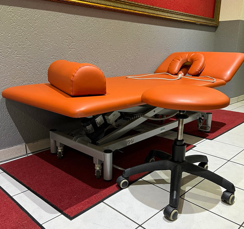 Linak elektrische massageliege - linak,