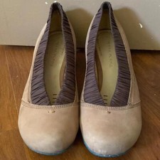 Terra Plana Beige Brown