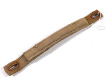 Fallschirmjäger, Tragegriff für den fahrbaren Abwurfbehälter aus Metall. Leichte