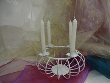 Adventskranz Weihnachtskranz Weihnachtsleuchter Kerzen Metallkorb Weiß Deko