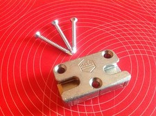 MACO 96884 Sicherheits-Schließblech Pilzkopf inkl. 3 Schrauben Schließstück