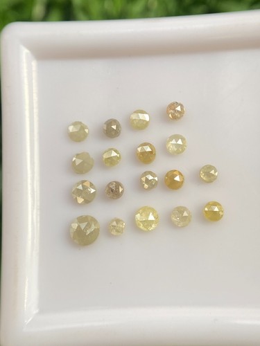 Natural fancy yellow diamant - fancy,