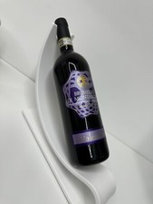 Weinflaschenhalter aus Corian.