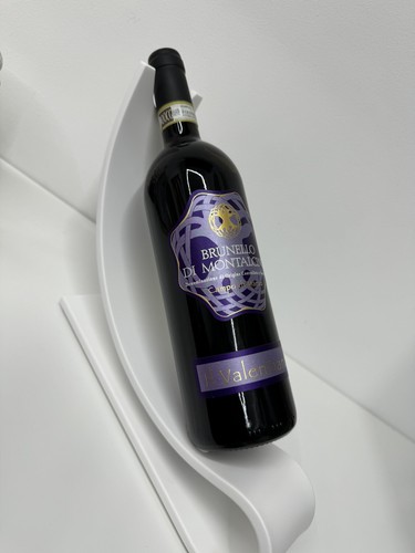 Weinflaschenhalter aus corian - aus, corian.