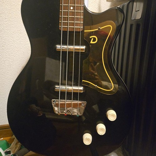 Danelectro black cutaway - black,