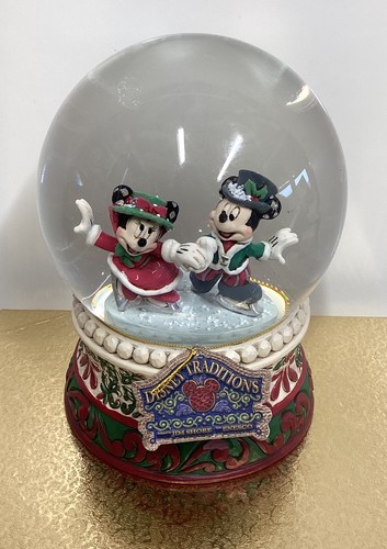 Disney showcase enesco - showcase,