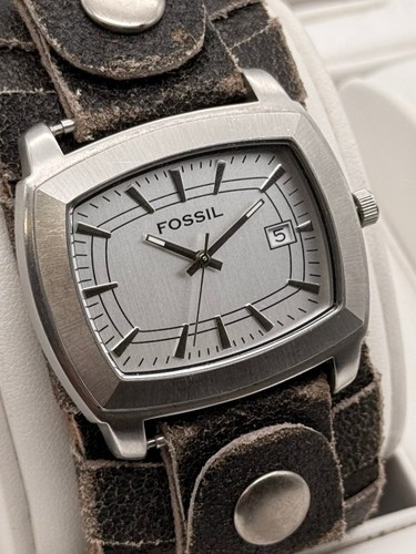 Fossil quarz herrenuhr datum - fossil,