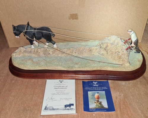 Border fine arts clean sweep - fine,