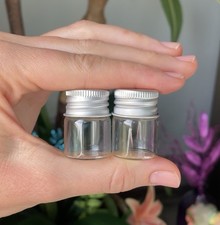 2 Pack of Medium Empty Glass