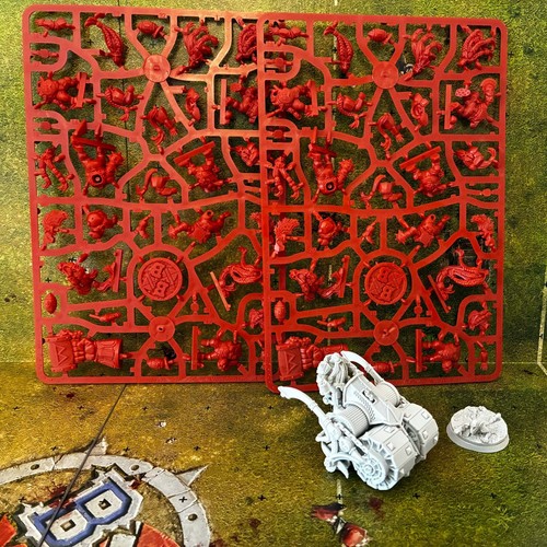 Blood bowl dwarf - blood,