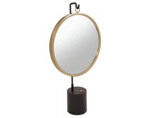NEU Design Make-Up