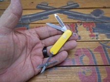 Victorinox Classic SD Swiss