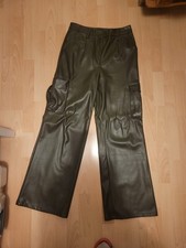 Grüne Lederoptik Hose