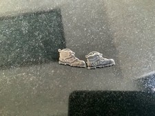 2 Pins Bergstiefel Gr. 2  cm