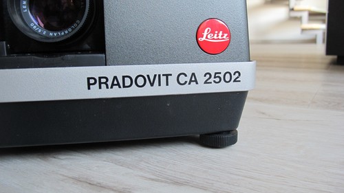 Diaprojektor leitz pradovit - diaprojektor,