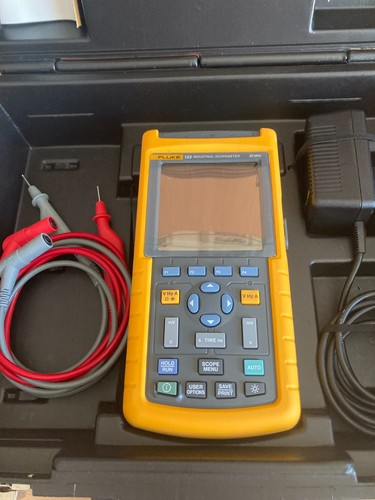 Fluke 123 display defekt - 123,