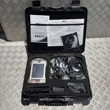 Brandneu Genius Touch und