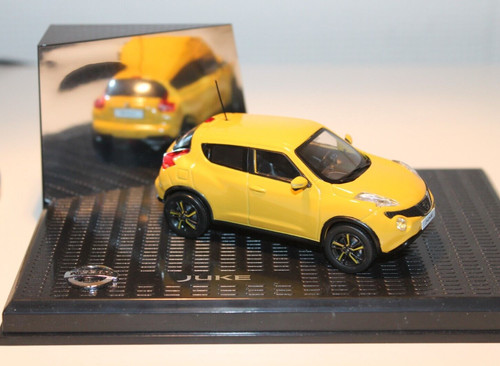 Modellauto nissan juke der - nissan,