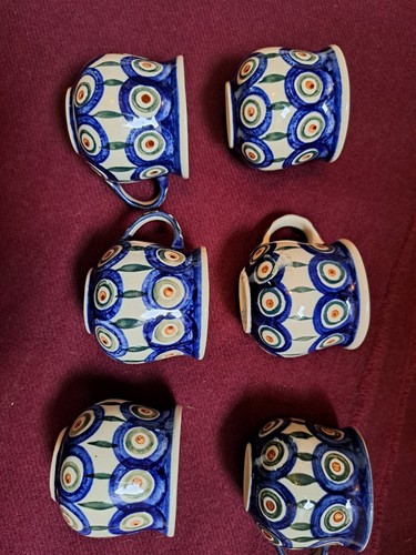 Kleine bauchige becher - 6,