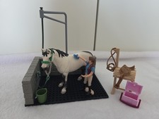 Schleich Pferde Waschplatz 42104