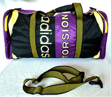 adidas Torsion Sporttasche Reisetasche Gr.60x25x30 cm Farbe Schwarz/Gelb/Violett