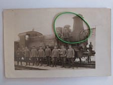 Foto-AK_Kgl. Preuss. Lok_Dampflok_Eisenbahn_1.Wk_Soldaten_gl.1915_Militärstempel