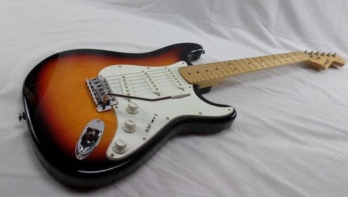 Starcaster fender strat css - strat,