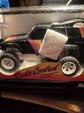 Nikko Toyota Hilux 4WD RC Car