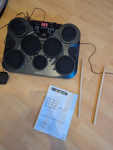 Drum set schlagzeug - e-drum, /