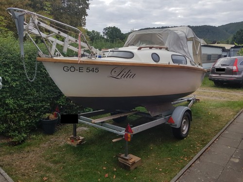 Kajütboot mit motor - kajütboot,