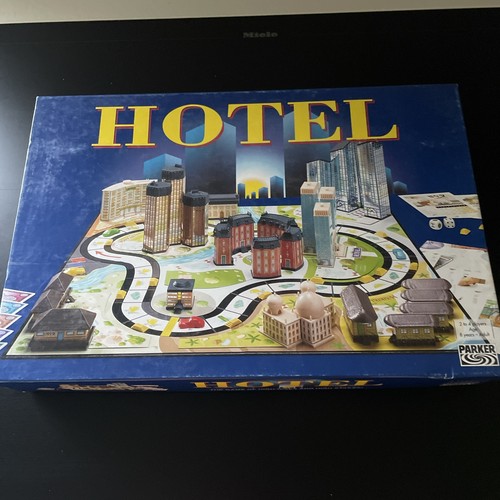 Parker hasbro 14313 hotel - parker,
