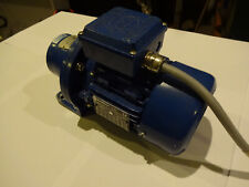 Elektromotor 400V 230V 0,37 kW B35 S1 2730 U/min Drehstrom Welle 14mm