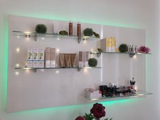 2 Superschöne Weisse Verkaufsregale Inkl. Regale Mit LED Beleuchtung