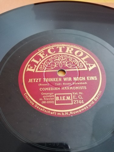 Comedian harmonists - comedian,