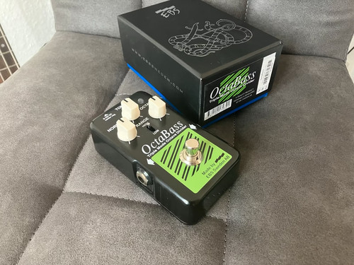 Ebs octabass effekt - octabass, pedal