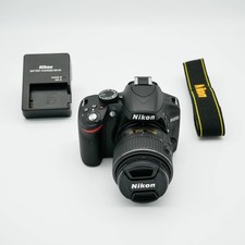 Nikon D D3200 AF-S 18 - 55mm