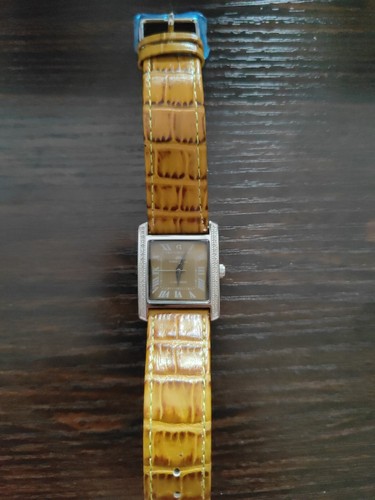 Damen-Armbanduhr