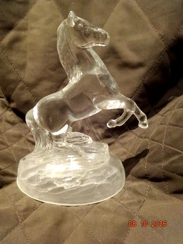 Pferd auf sockel - pferd,