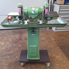 Greif Doppelschleifbock auf Ständer , Werkzeugschleifer