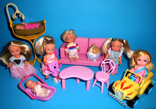 %*Barbie Möbel*Sofa*Tisch*Stuhl*Wiege*Dreirad*Auto*7Kinder+Babys+Kleidung*%