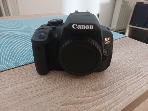 Canon eos 700d body - canon,