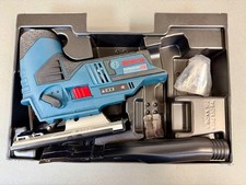 Bosch Professional 12V Akku Stichsäge GST 12V-70 in Schale,  ohne Akku/Ladegerät
