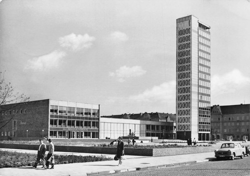 Neubrandenburg hochhaus gl1968 - neubrandenburg,