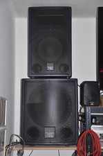 Wunderbare klassische PA mit 2 x 800 W Zeck-Endstufe CA1600, Wharfedale-Boxen