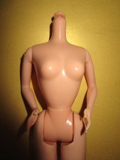 B-1591) ALTER VINTAGE BARBIE
