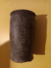 Sehr alter Becher oder Schmelztiegel (?) Steingut 9,4 cm hoch, ca. 5,5 cm Durchm