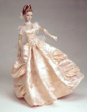 Tyler Wien Walzer 16" Tonner