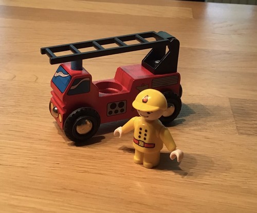 Brio feuerwehrauto mit karton - mit,