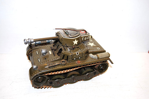 Großer alter gama blech tank - großer,